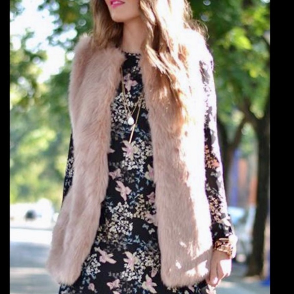 ✨HP✨ Bernardo Collection Faux Fur Teddybear Vest